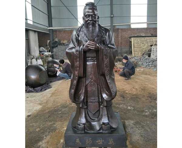 為什么學(xué)校要有校園不銹鋼雕塑呢？