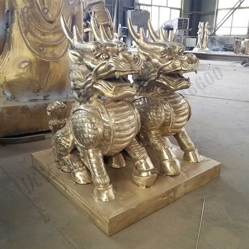 銅麒麟擺件，風水麒麟擺件，傳統麒麟雕塑