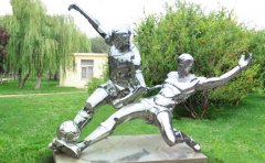 不銹鋼雕塑的價(jià)格與哪些因素有關(guān)？